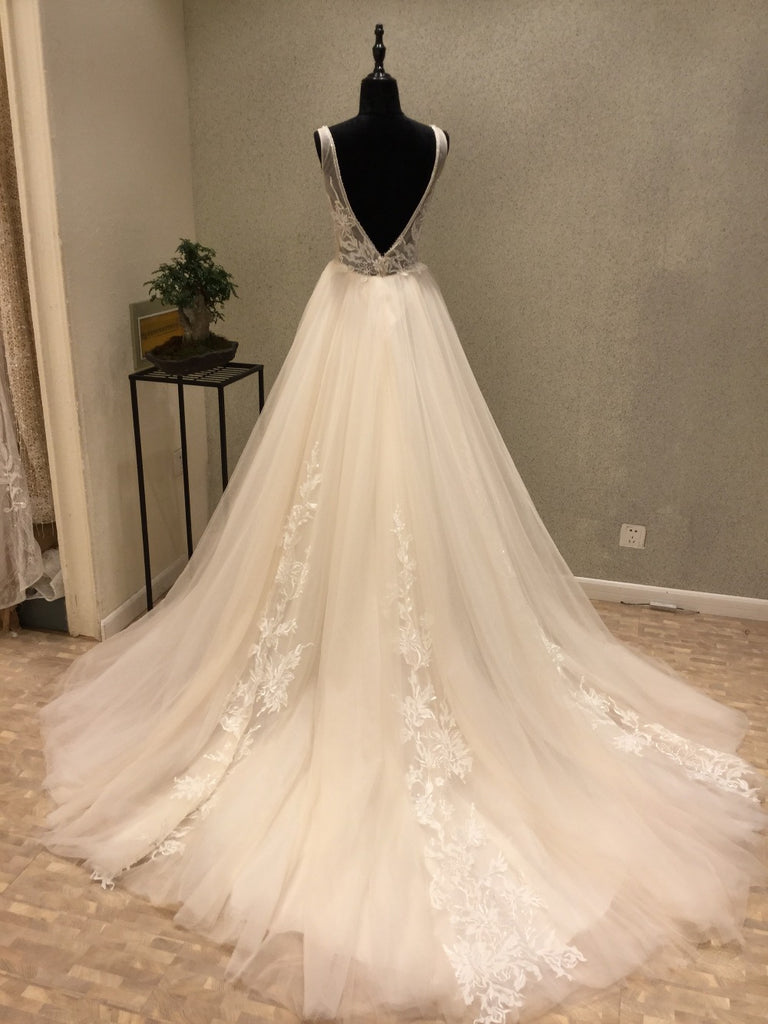 Charming V Neck Tulle Applique V Back Long Wedding Dress for Brides, WG1207 - Wish Gown